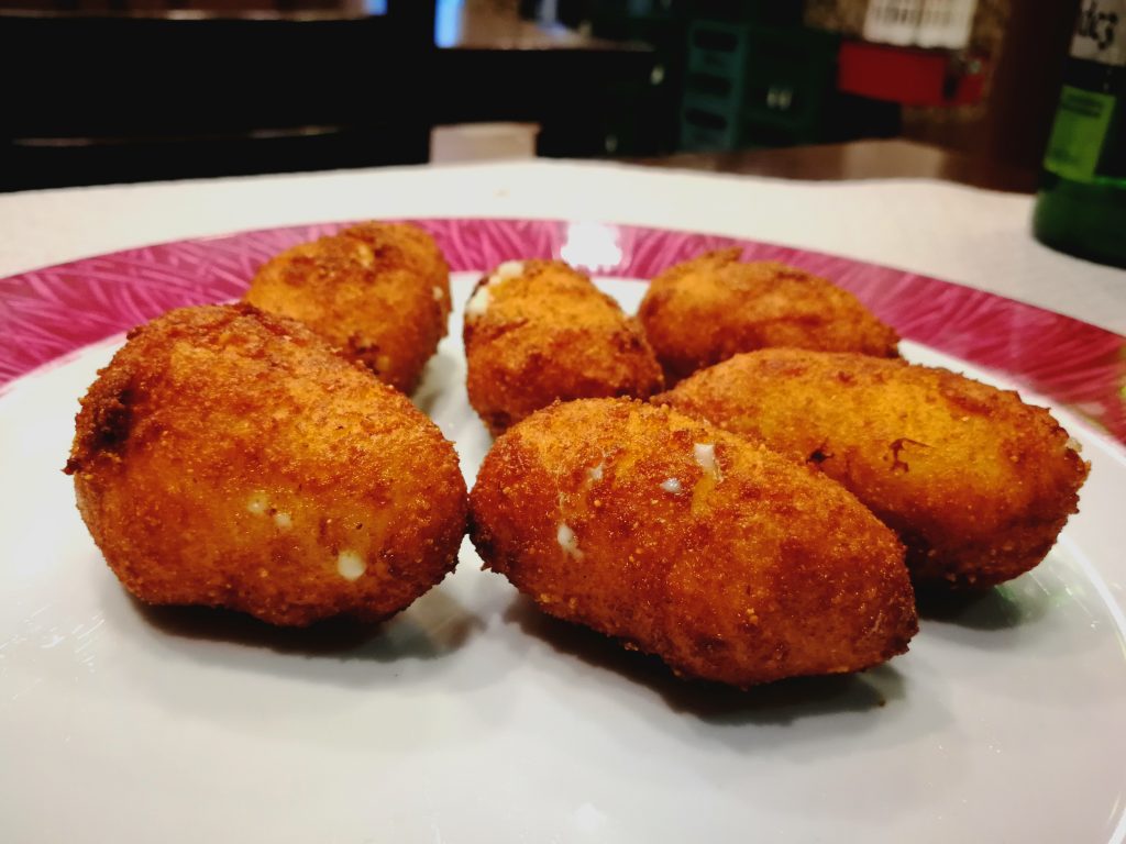 Media racion de croquetas